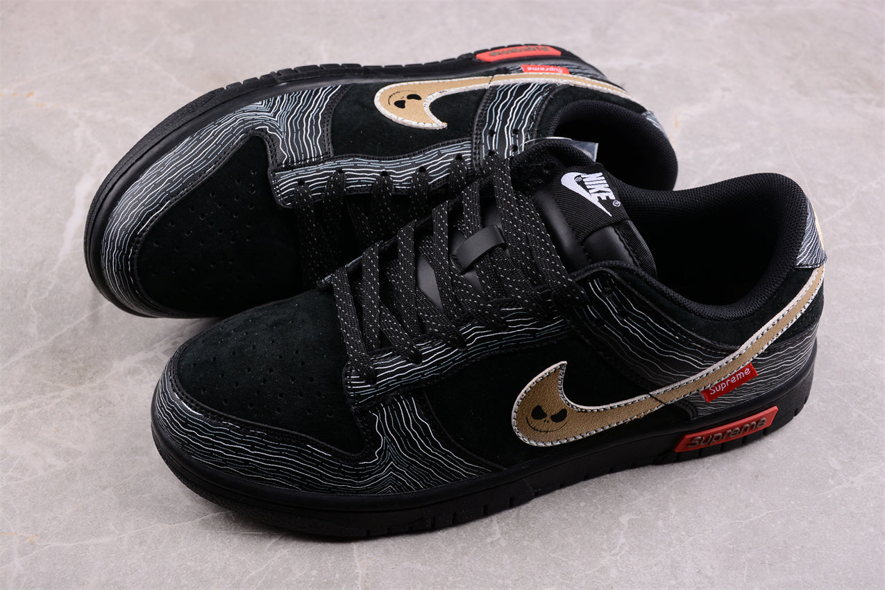 Supreme x Nike SB Dunk Low XD6188-025