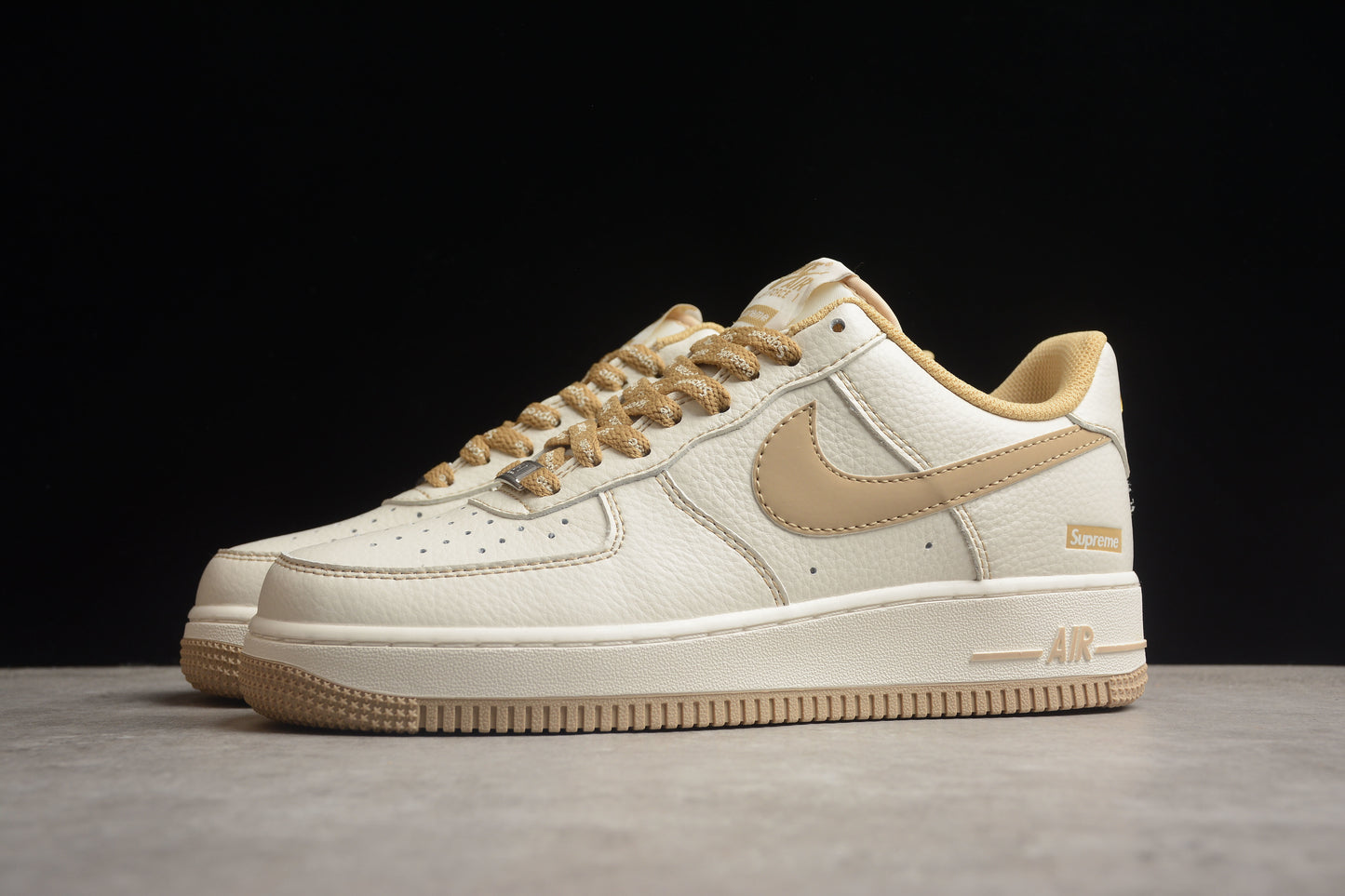 Supreme x Nk Air Force 1’07 Low SU0220-011
