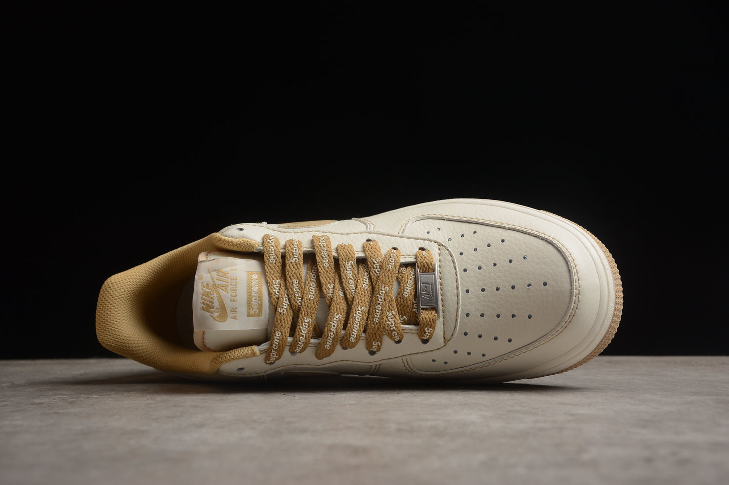 Supreme x Nk Air Force 1’07 Low SU0220-011