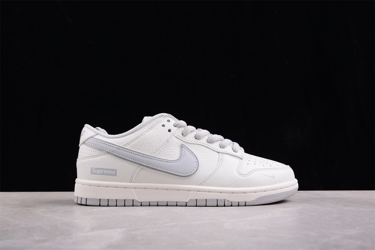 Supreme x Nk SB Dunk Low RM2308-233