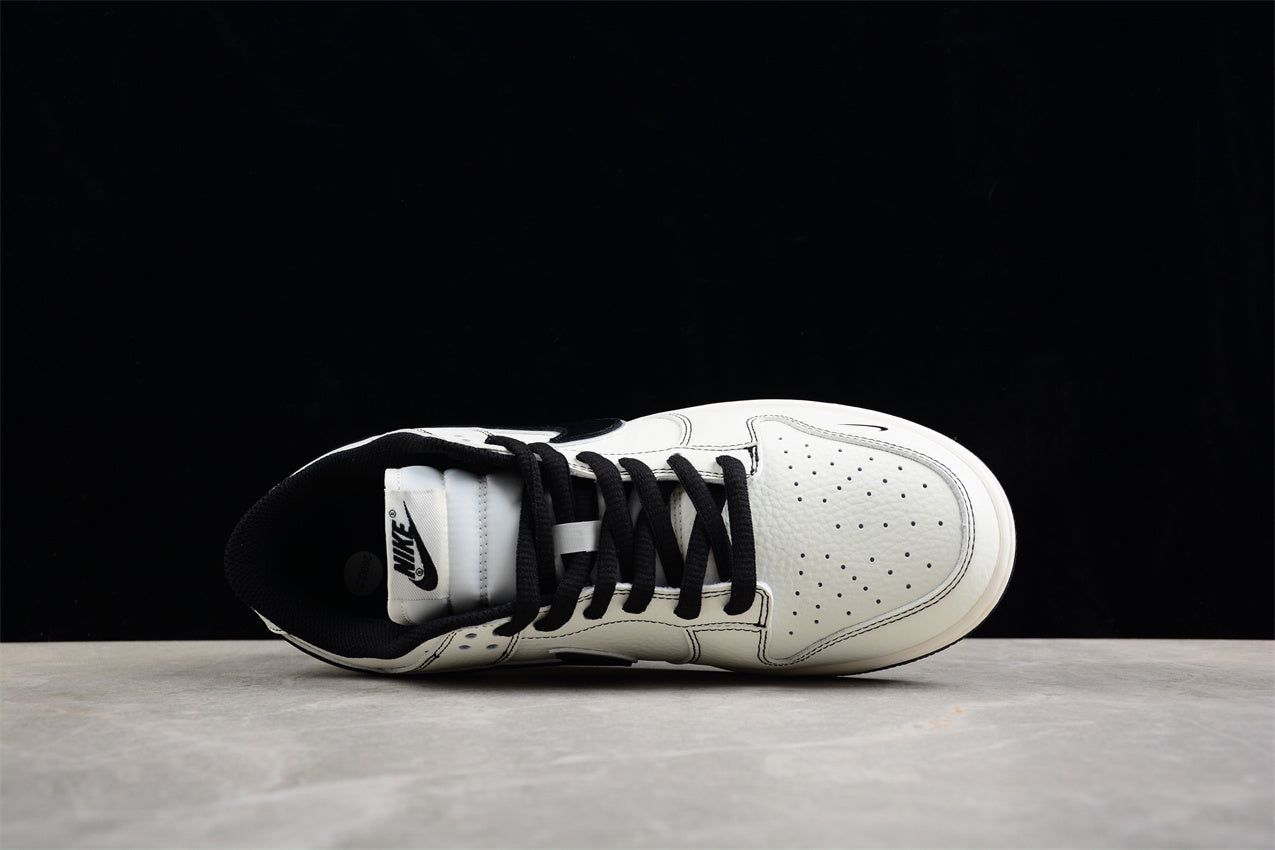 Supreme x Nk SB Dunk Low RM2308-237