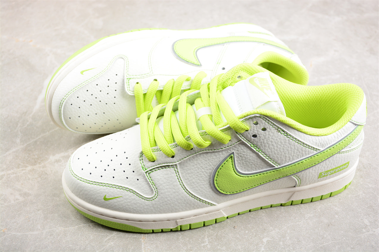 Supreme x Nk SB Dunk Low RM2308-238