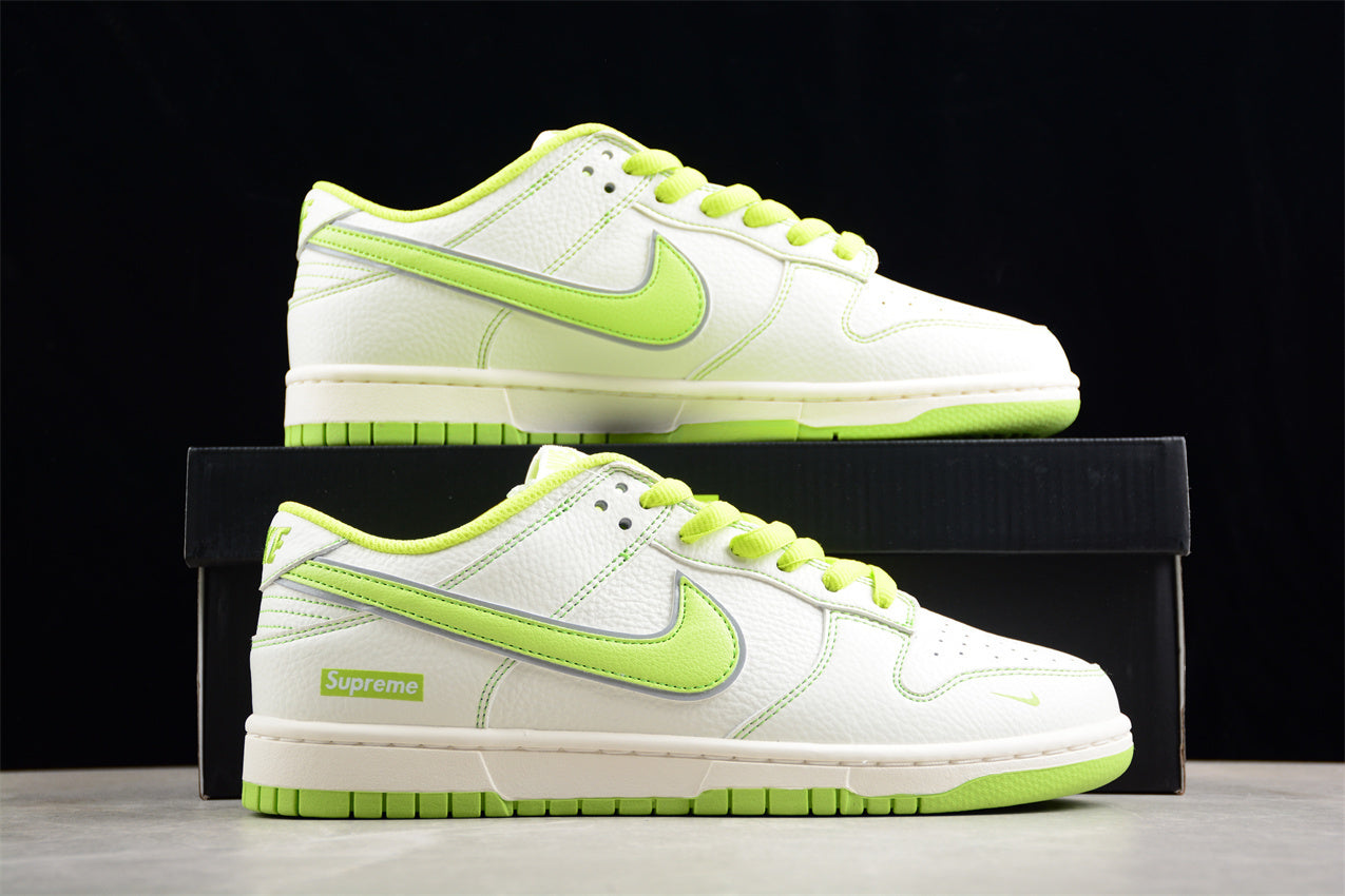 Supreme x Nk SB Dunk Low RM2308-238