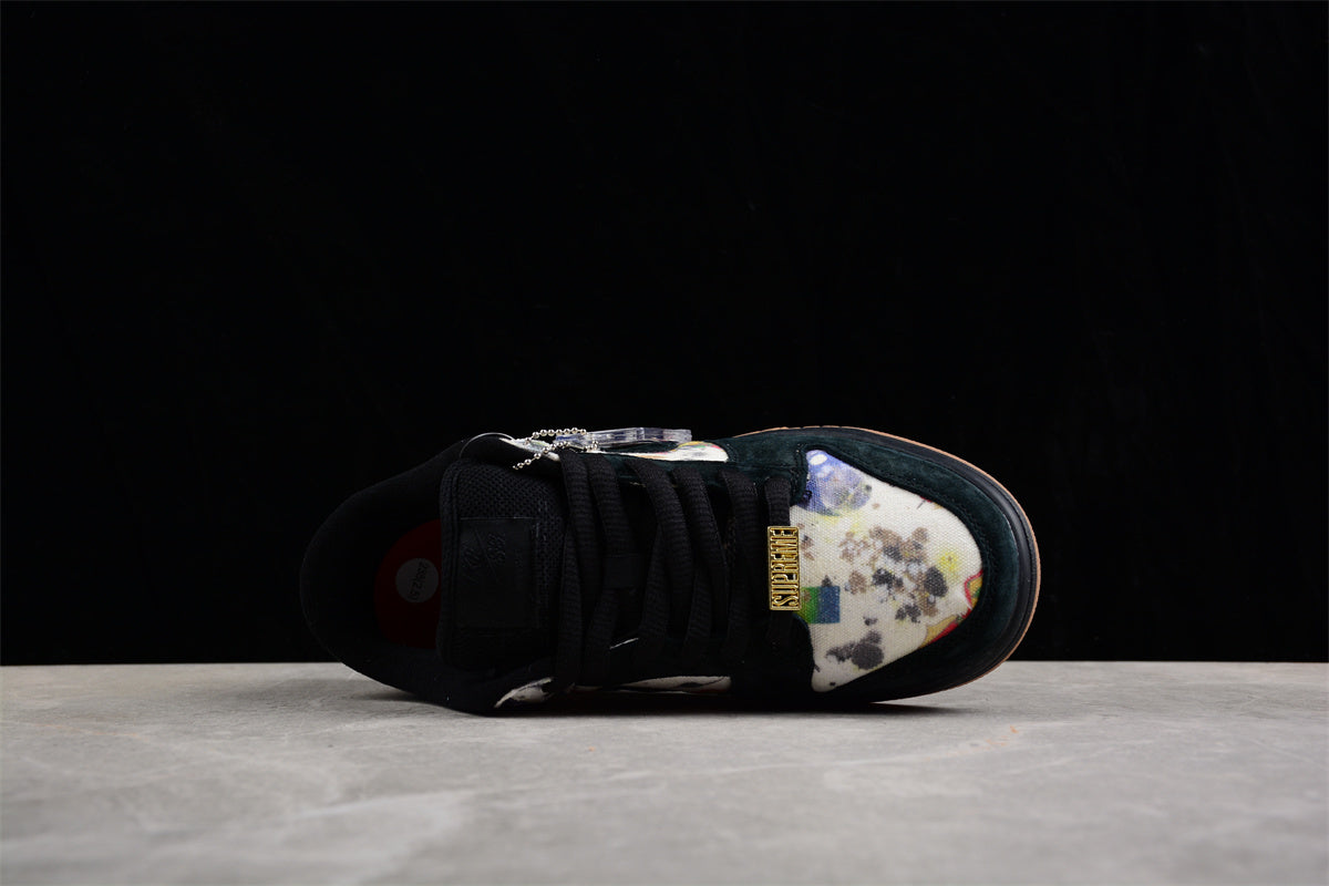 Supreme x Nk SB Dunk Low RammellzeeFD8778-00115
