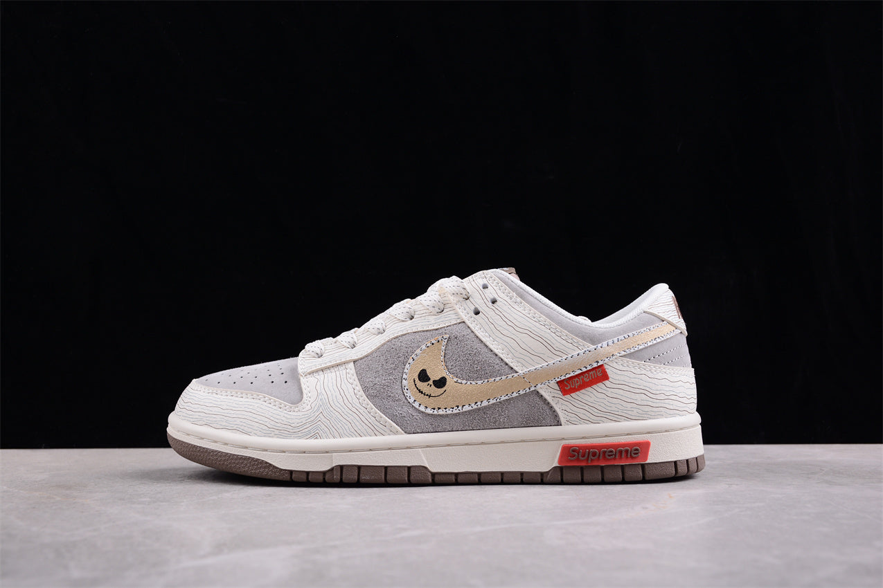 Supreme x Nk SB Dunk Low XD6188-024