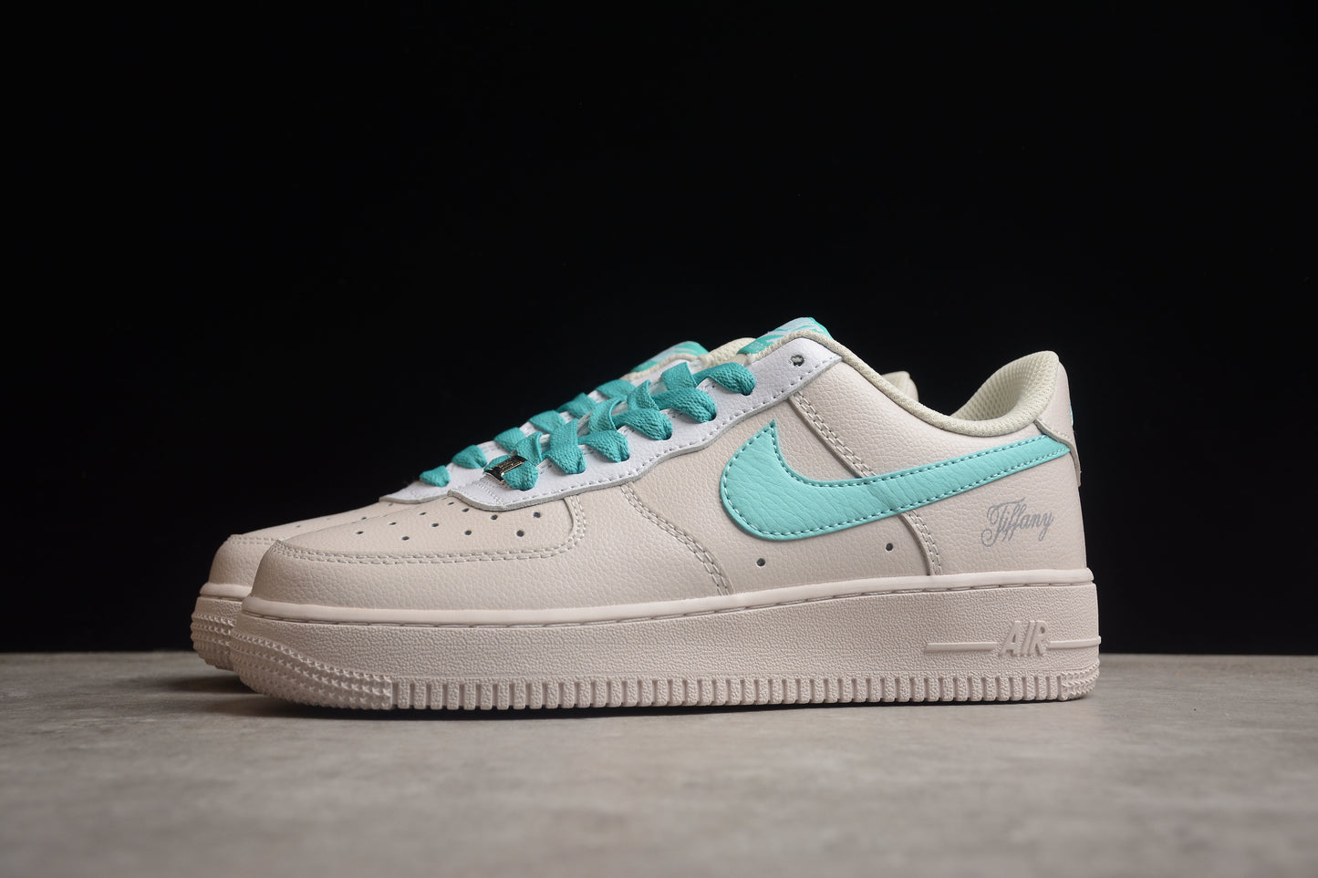 Tiffany & Co. x Nk Air Force 1'07 Low SP "Friends and Family" DZ1382-211