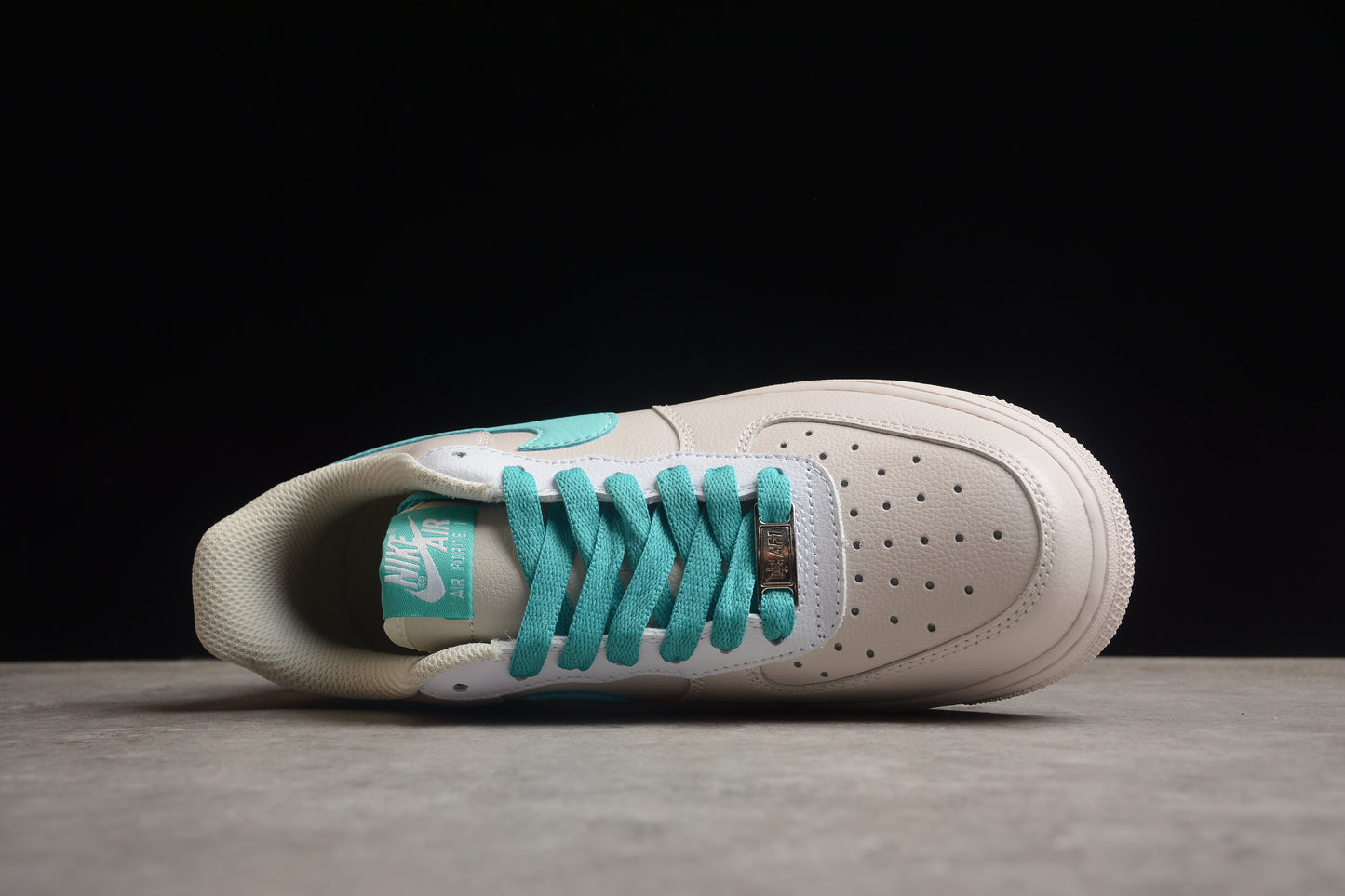 Tiffany & Co. x Nk Air Force 1'07 Low SP "Friends and Family" DZ1382-211