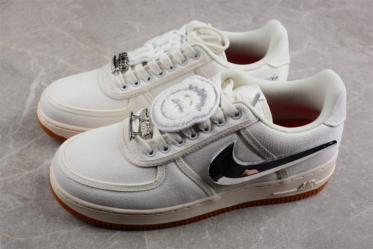 Travis Scott x NK Air Force 1 TS AQ4211-101
