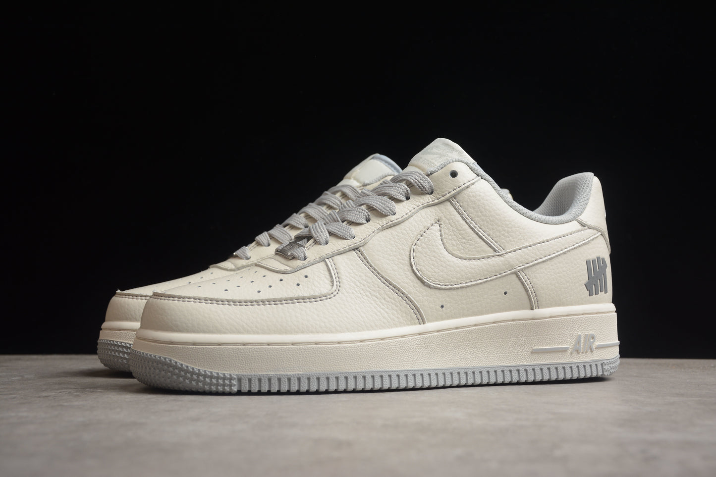 Undefeated x Nk Air Force 1'07 Low UN1988-666