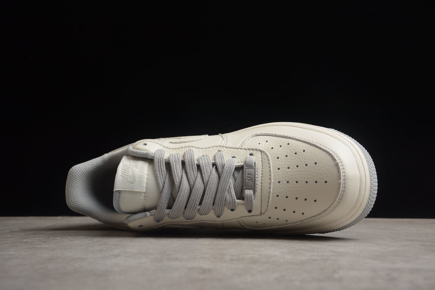 Undefeated x Nk Air Force 1'07 Low UN1988-666