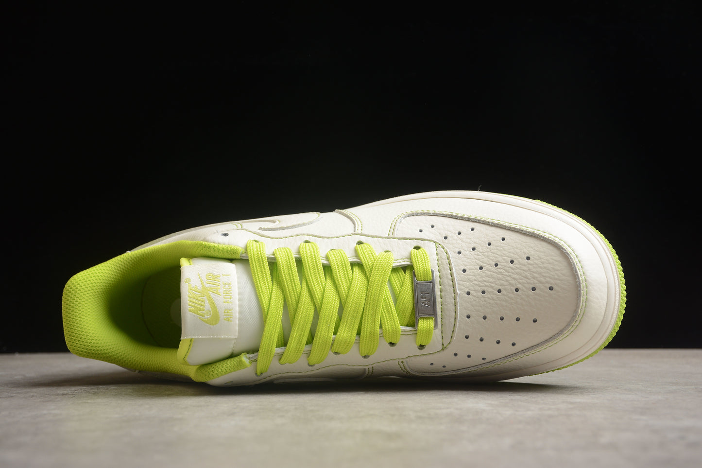 Undefeated x Nk Air Force 1'07 Low UN1988-888