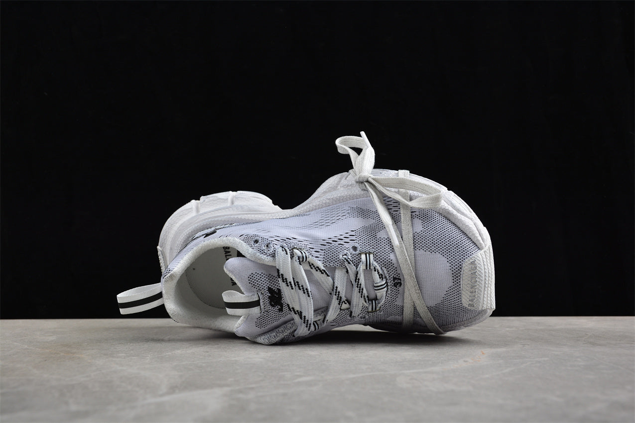 Under Armour x Balenciaga W3XL50612