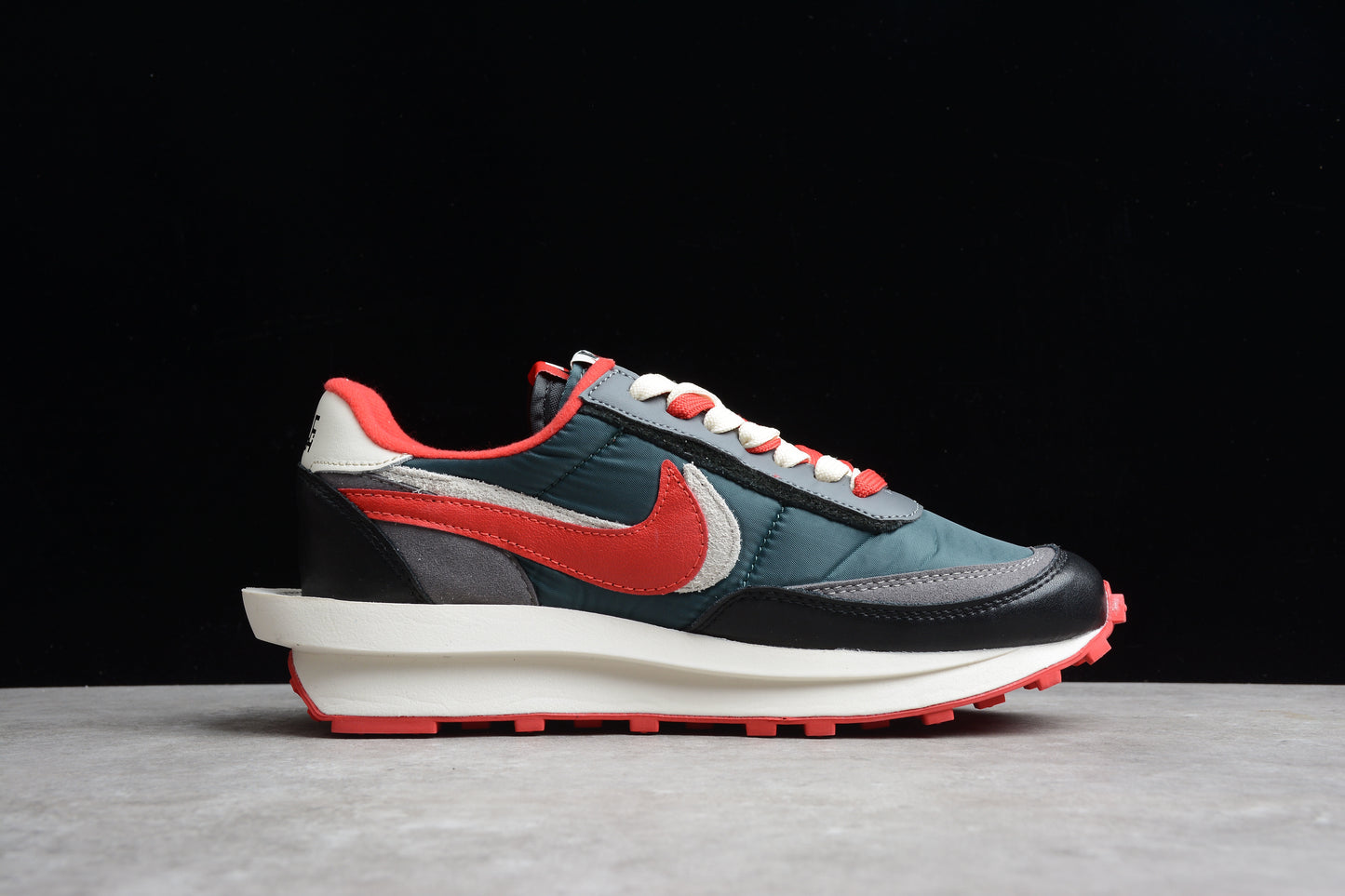 Undercover x Sacai x NK LDWaffle " Midnight Spruce University Red "DJ4877-300