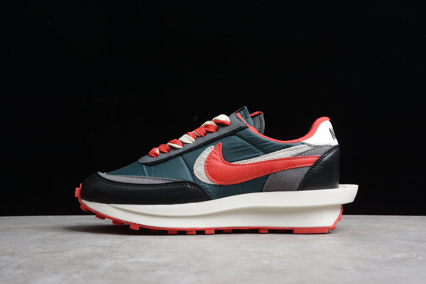 Undercover x Sacai x NK LDWaffle " Midnight Spruce University Red "DJ4877-300