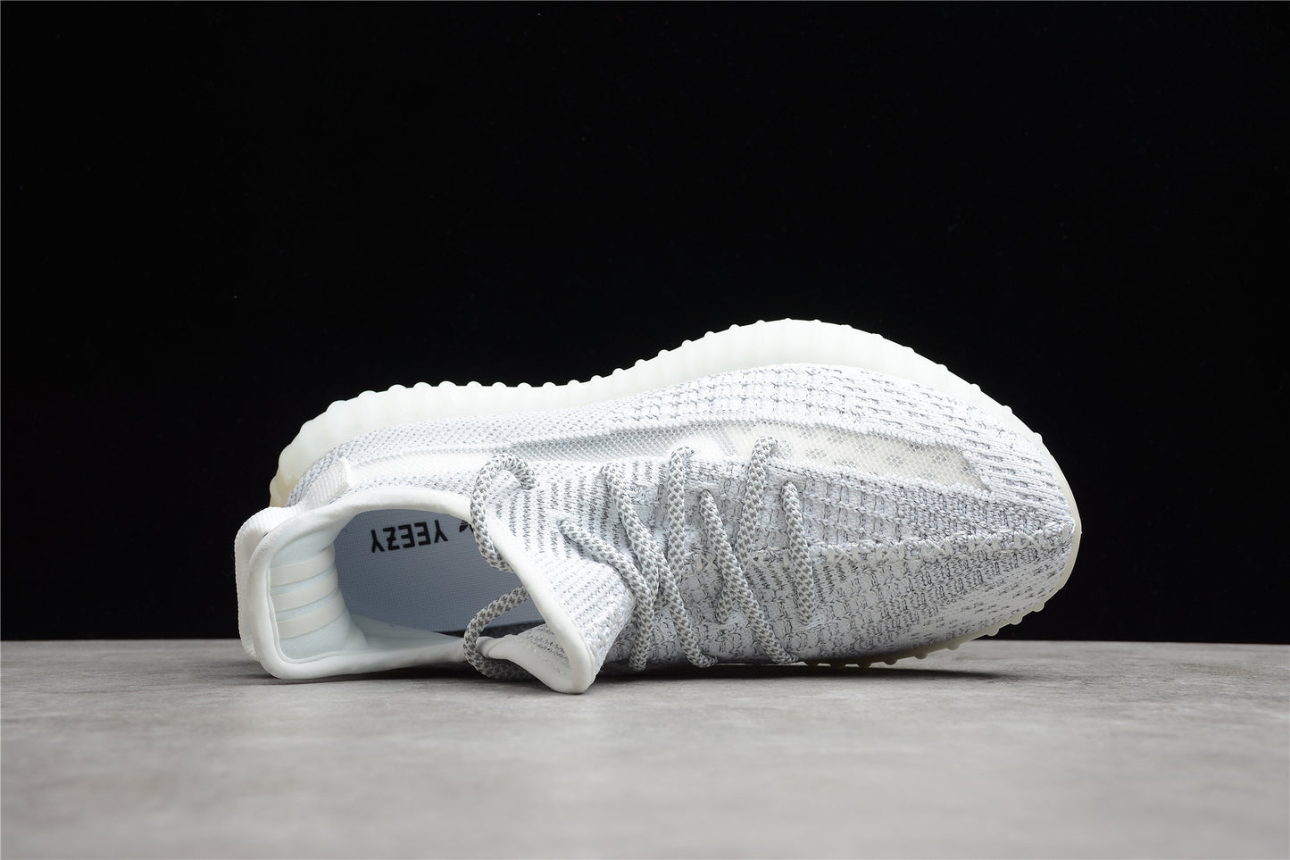 YEEZY BOOST 350 EF2367