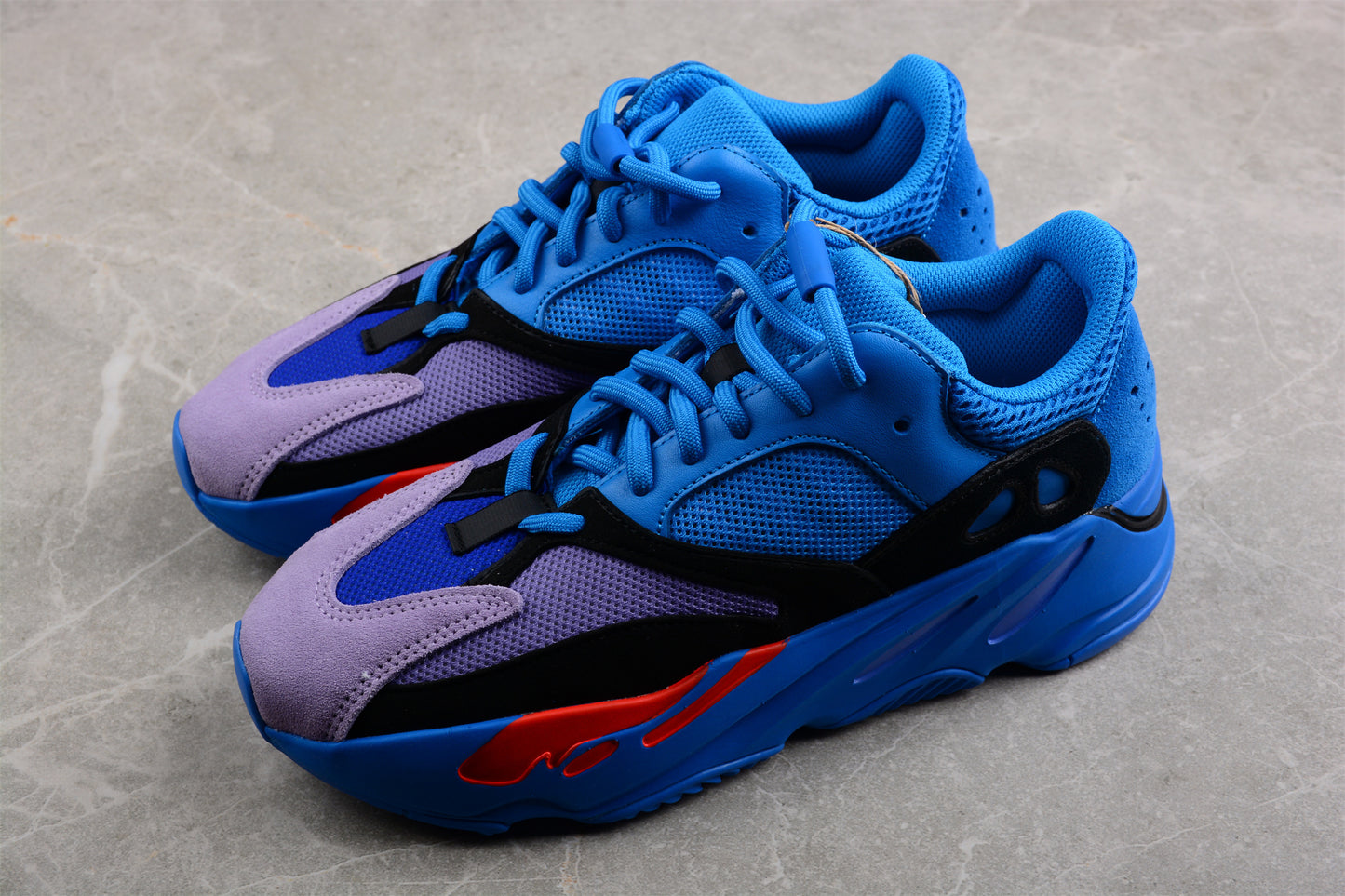 Yeezy Boost 700 Hi-Res Blue HP6674