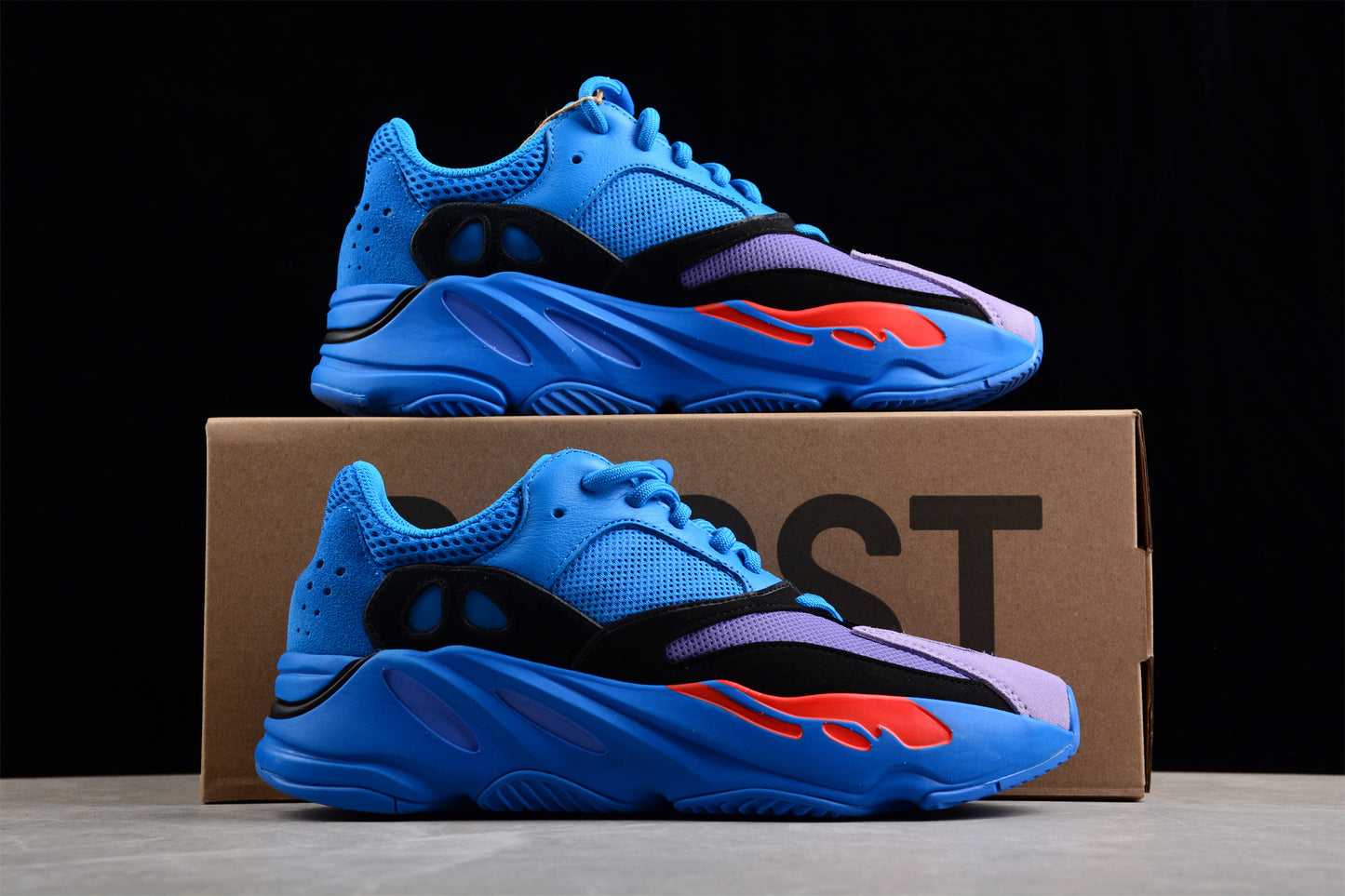 Yeezy Boost 700 Hi-Res Blue HP6674