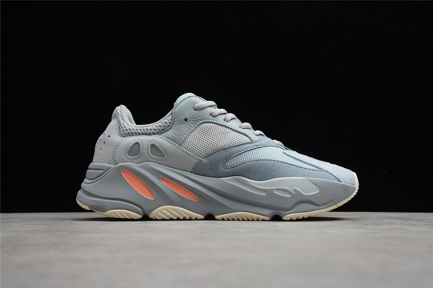 Yeezy Boost 700 Inertia 700 FU5304