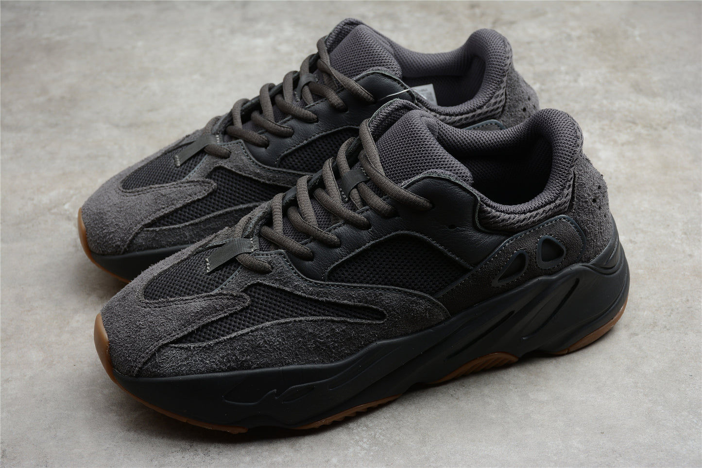 Yeezy Boost 700 Utility Black 700 FV5304