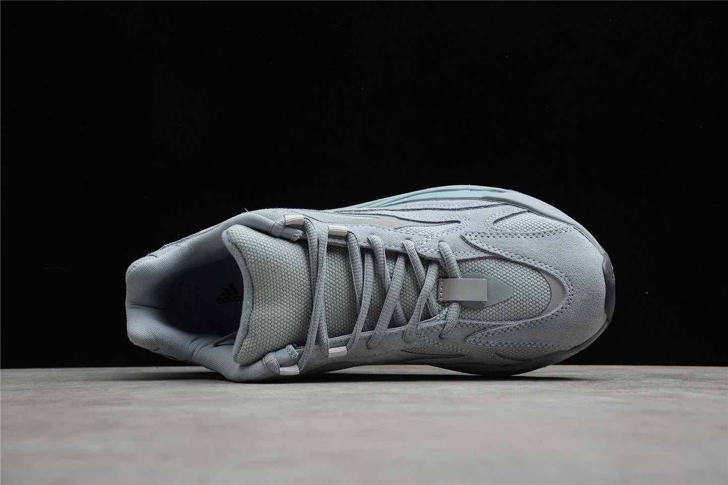 Yeezy Boost 700 V2 Hospital Blue FV8424