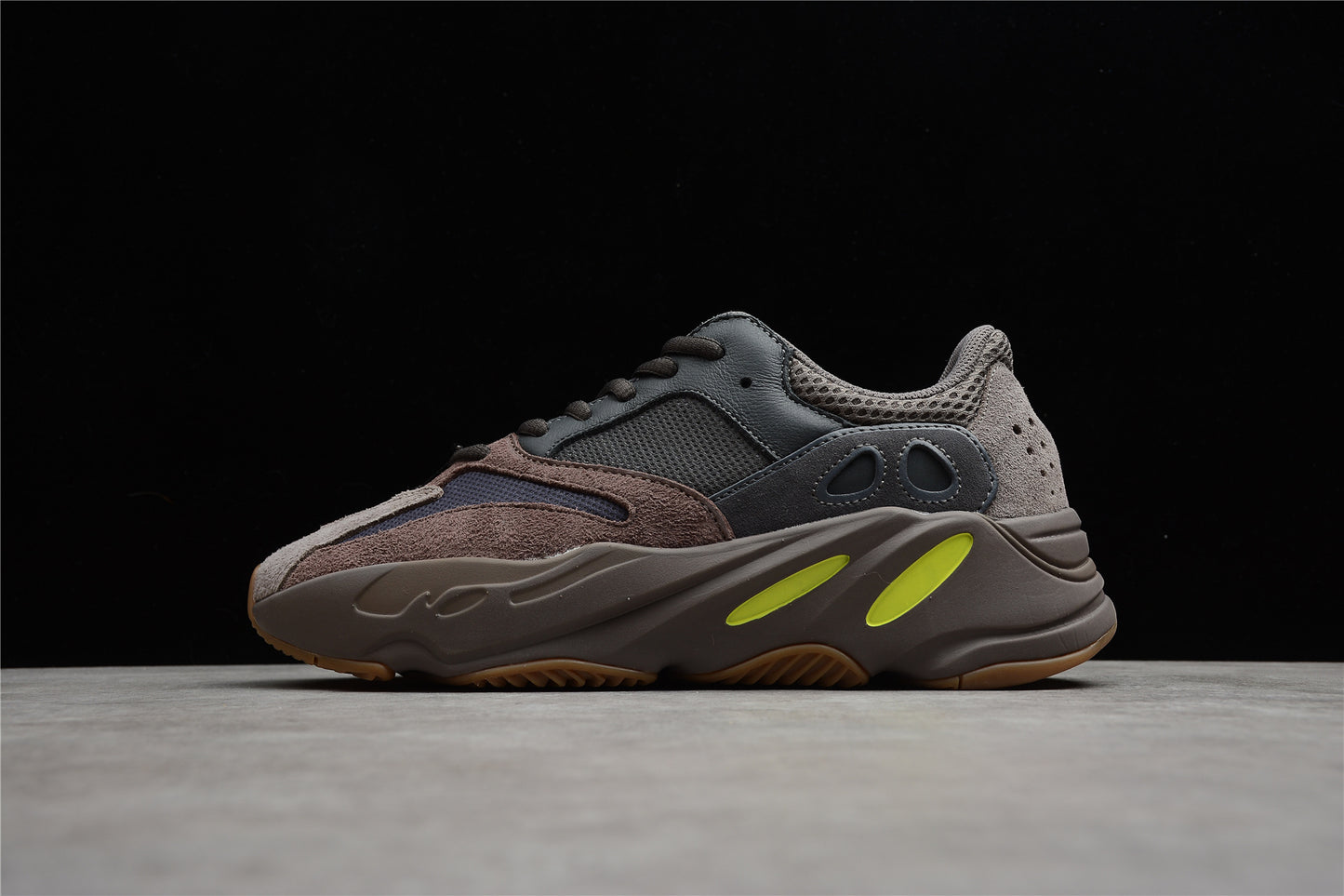 Yeezy Boost 70 Mauve EE9014