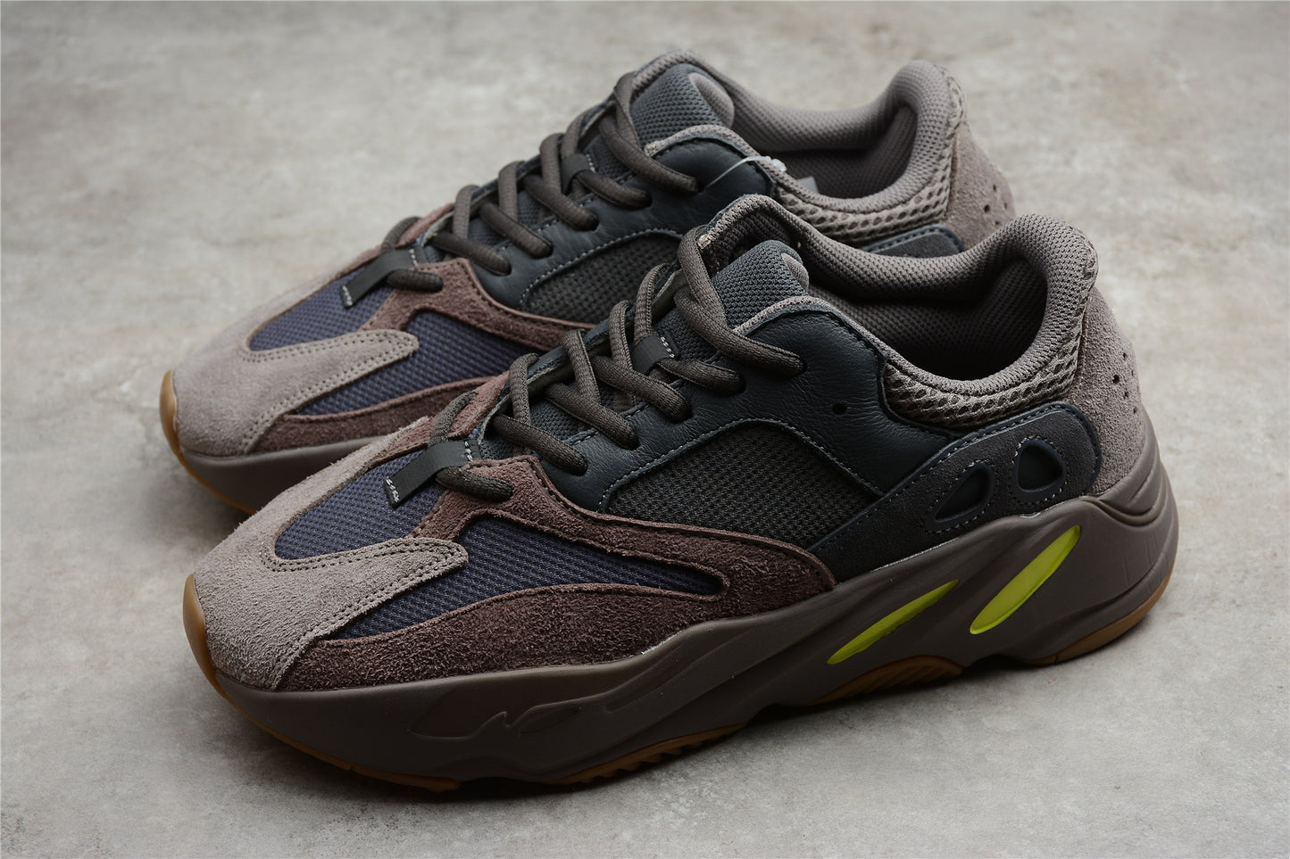 Yeezy Boost 70 Mauve EE9014