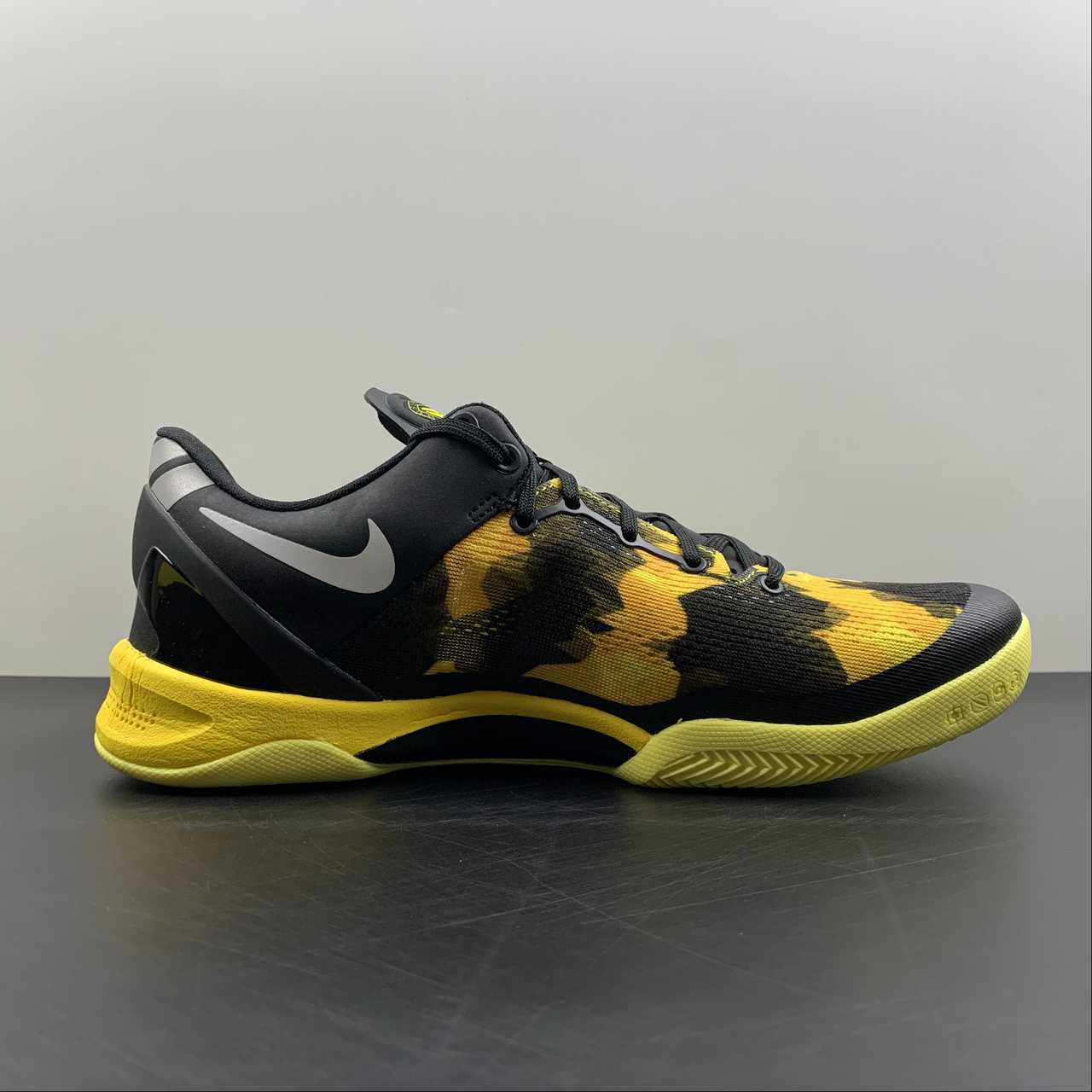 Nike Kobe shoes 555286