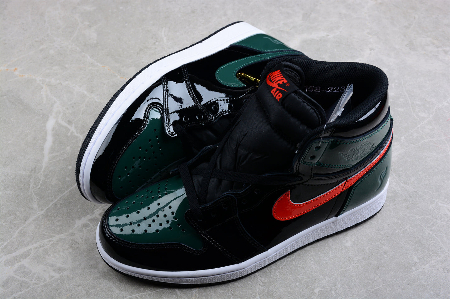 Air Jordan 1 Retro Hi NRG/UN AJ1