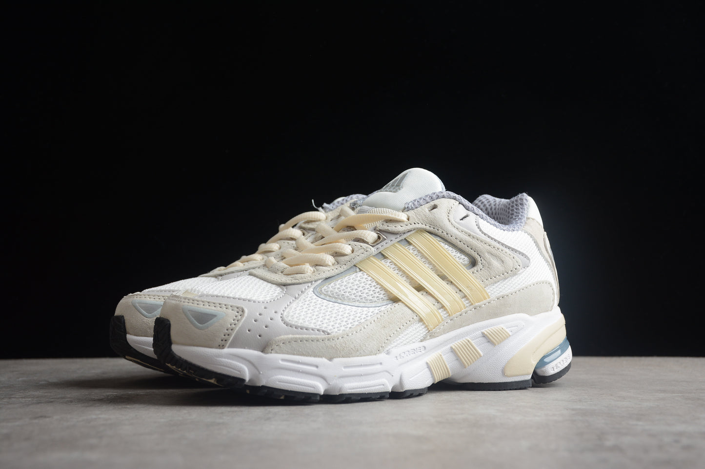 adidas Response GZ1562