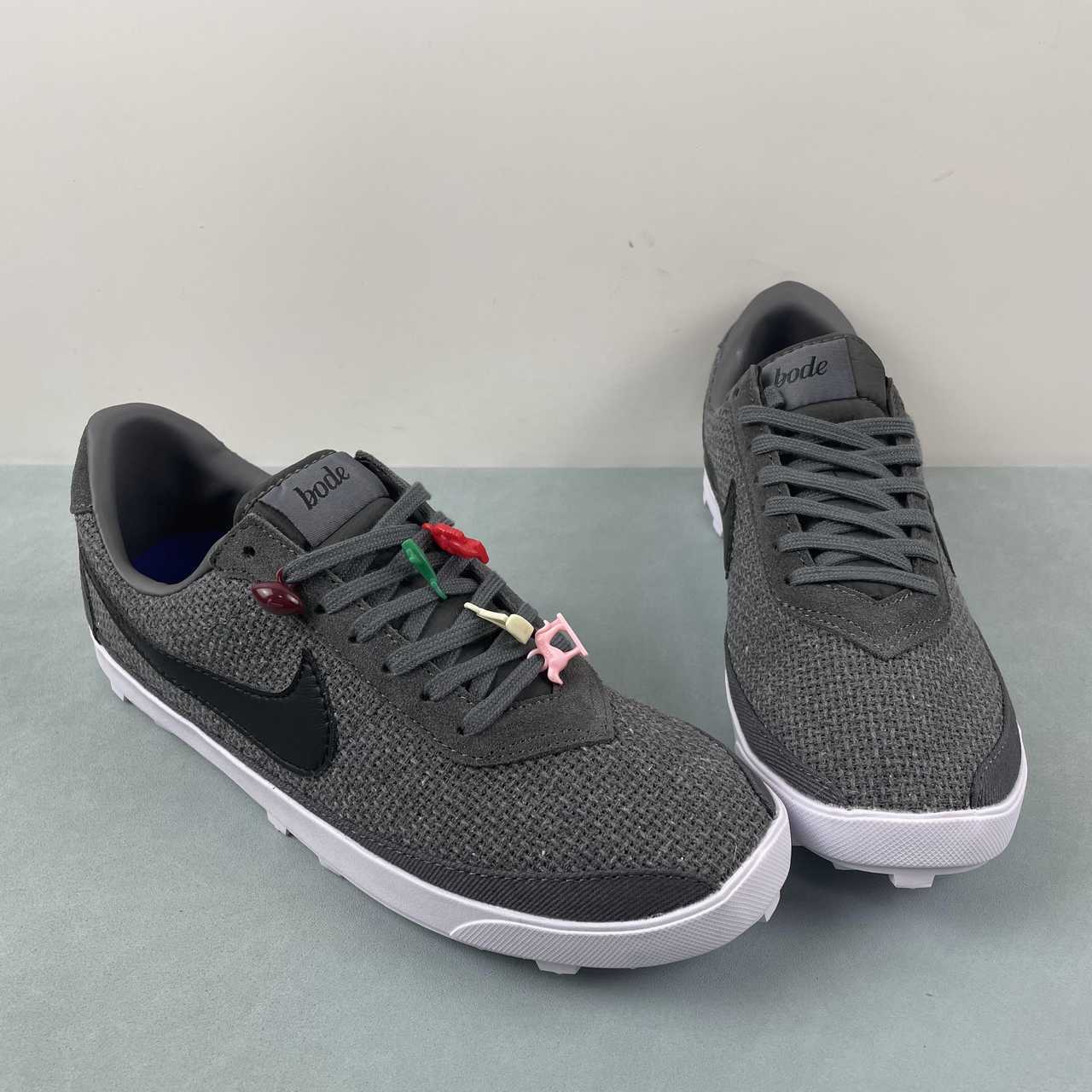 Nike Astro Grabber FQ6892-102