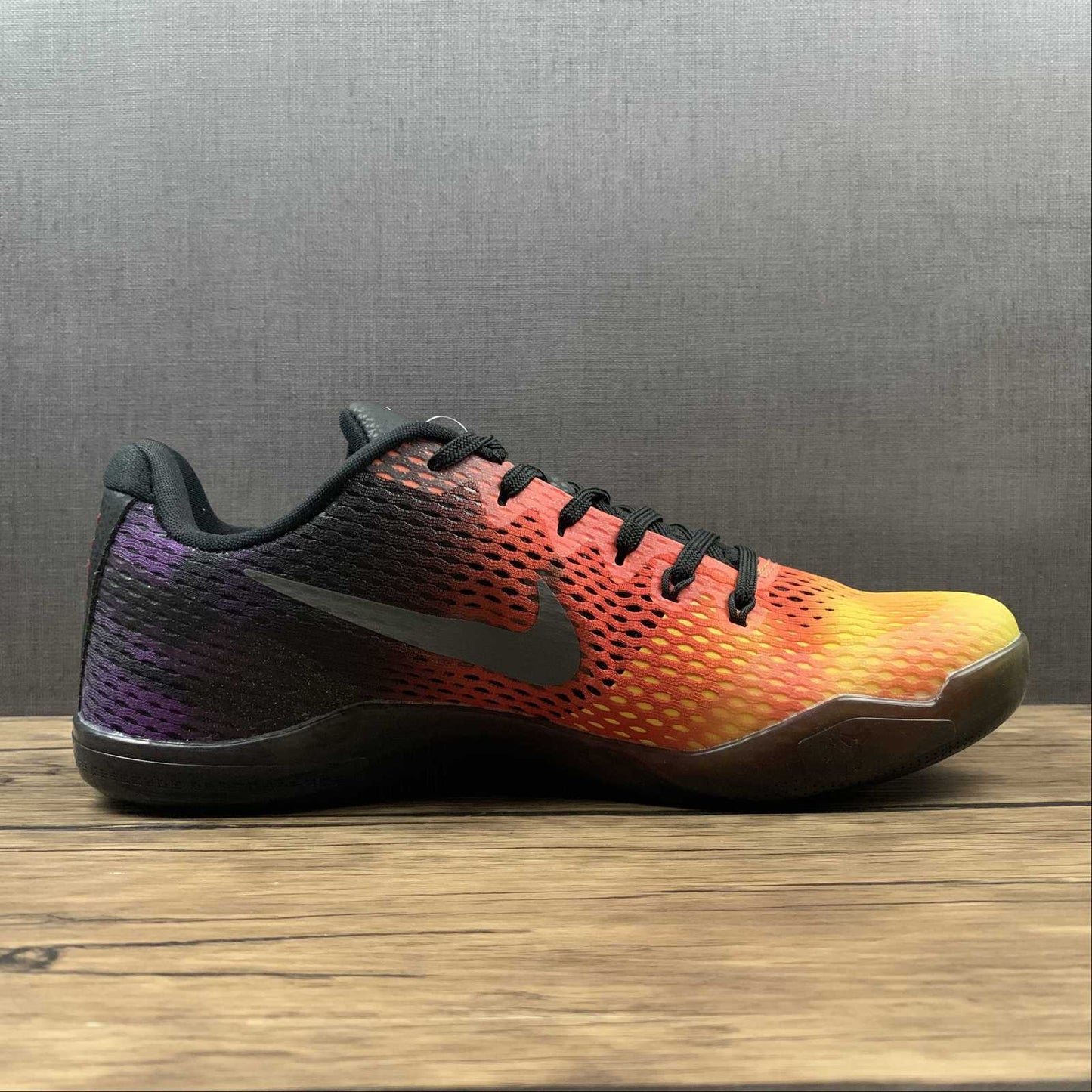 Kobe PROTRO 836184-805