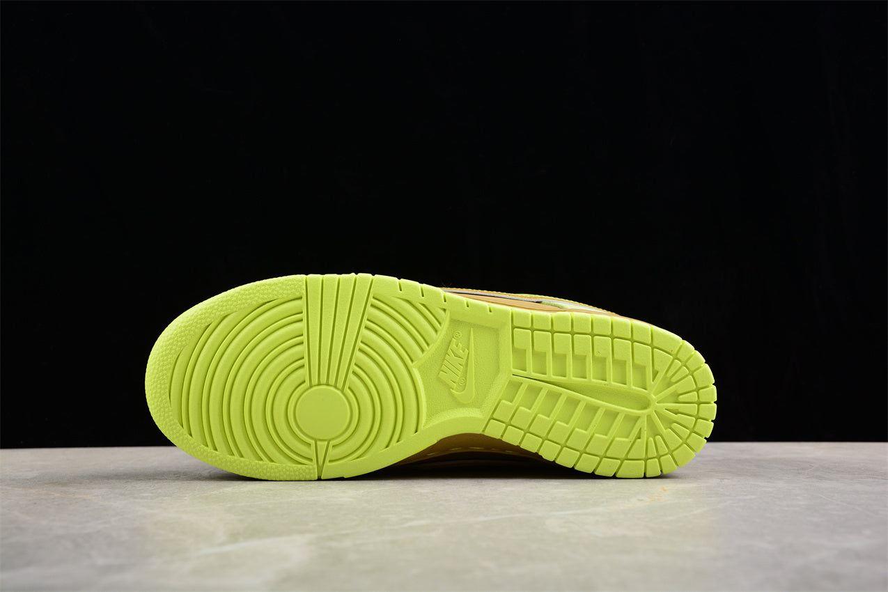 Concepts X NK SB Dunk BV1310-566