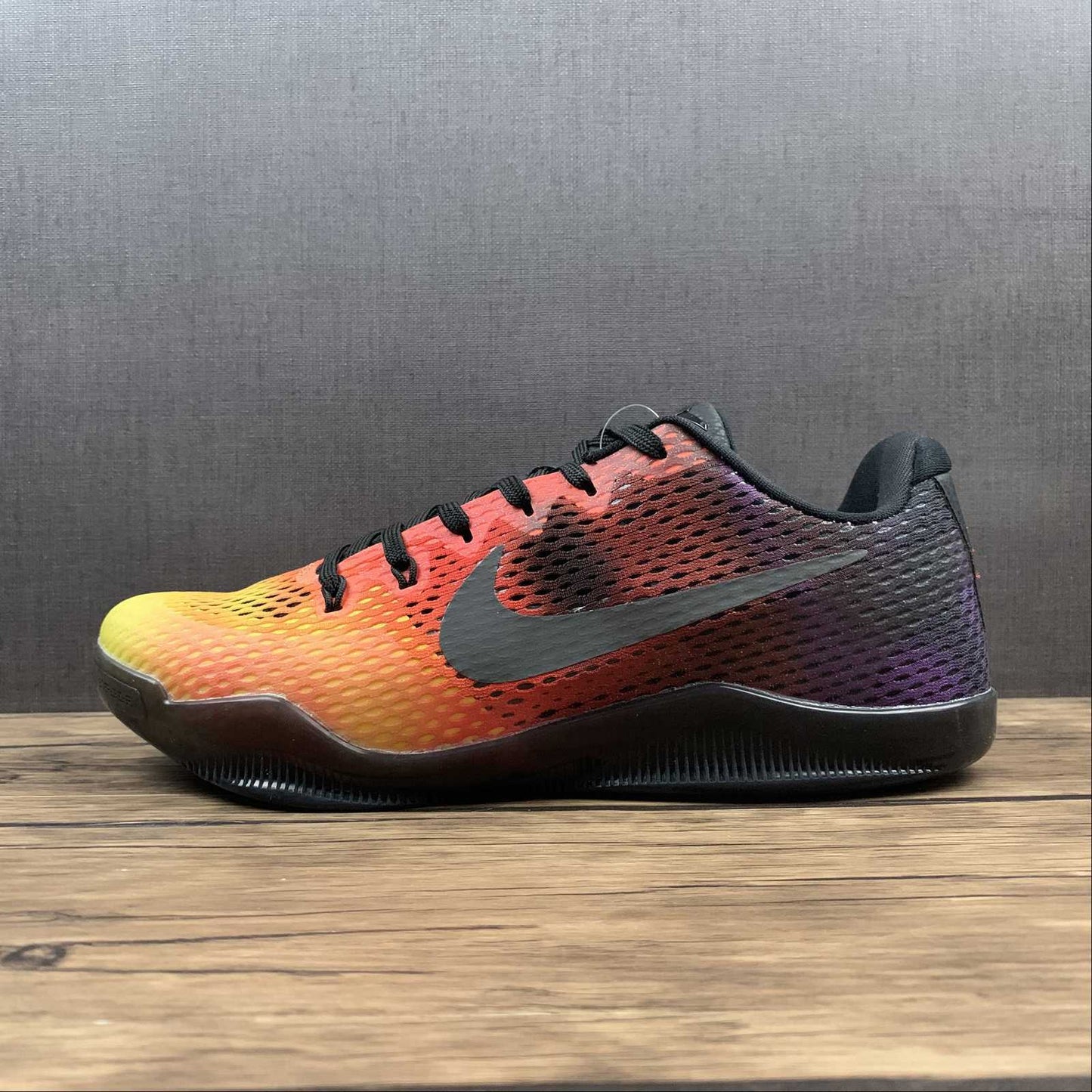 Kobe PROTRO 836184-805