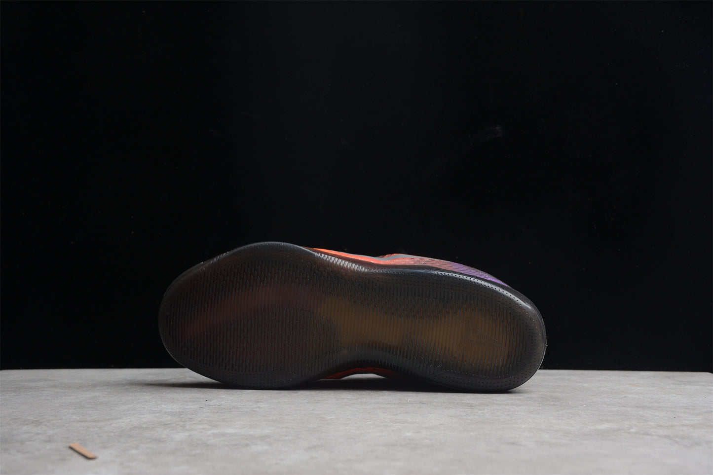 R26 Kobe 11 "LA Sunset" 836184-8056