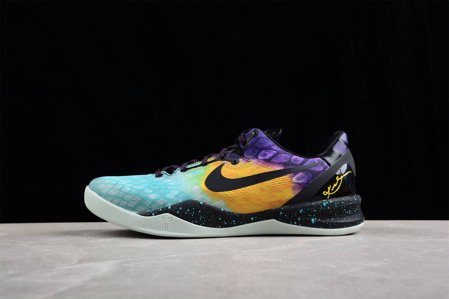 Nk Kobe 8 "SYSTEM" 555035-302