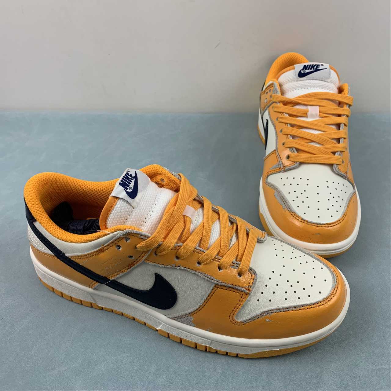 Nike Nike SB Dunk Low Shoes FN3418-100