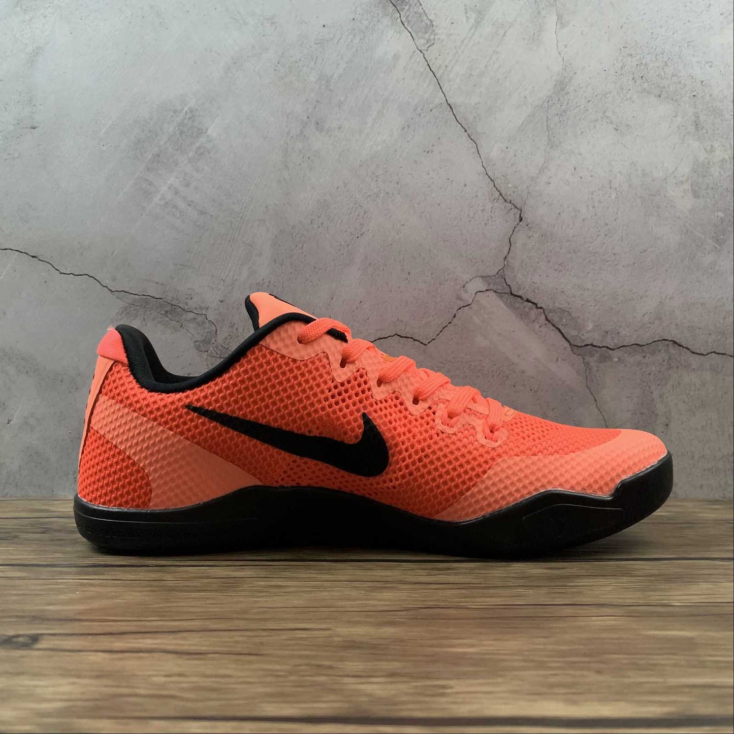 Kobe PROTRO 836183-806