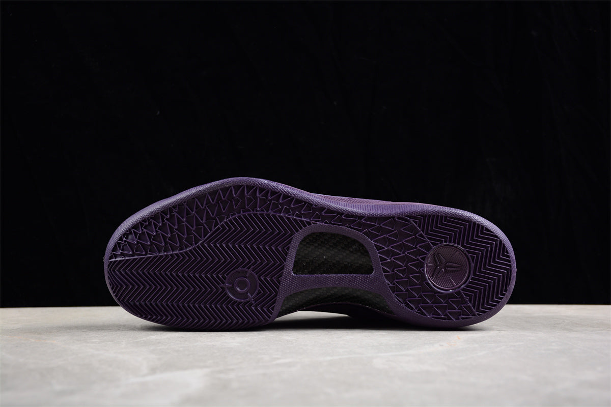Nike Kobe 8 Black Mamba Collection "Fade to Black" 869456-551