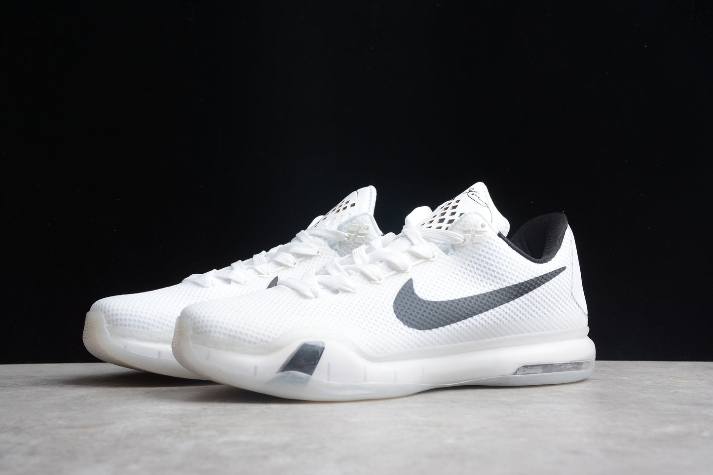 R26 F NK Kobe 10 EP “Fundamentals” 705317-100