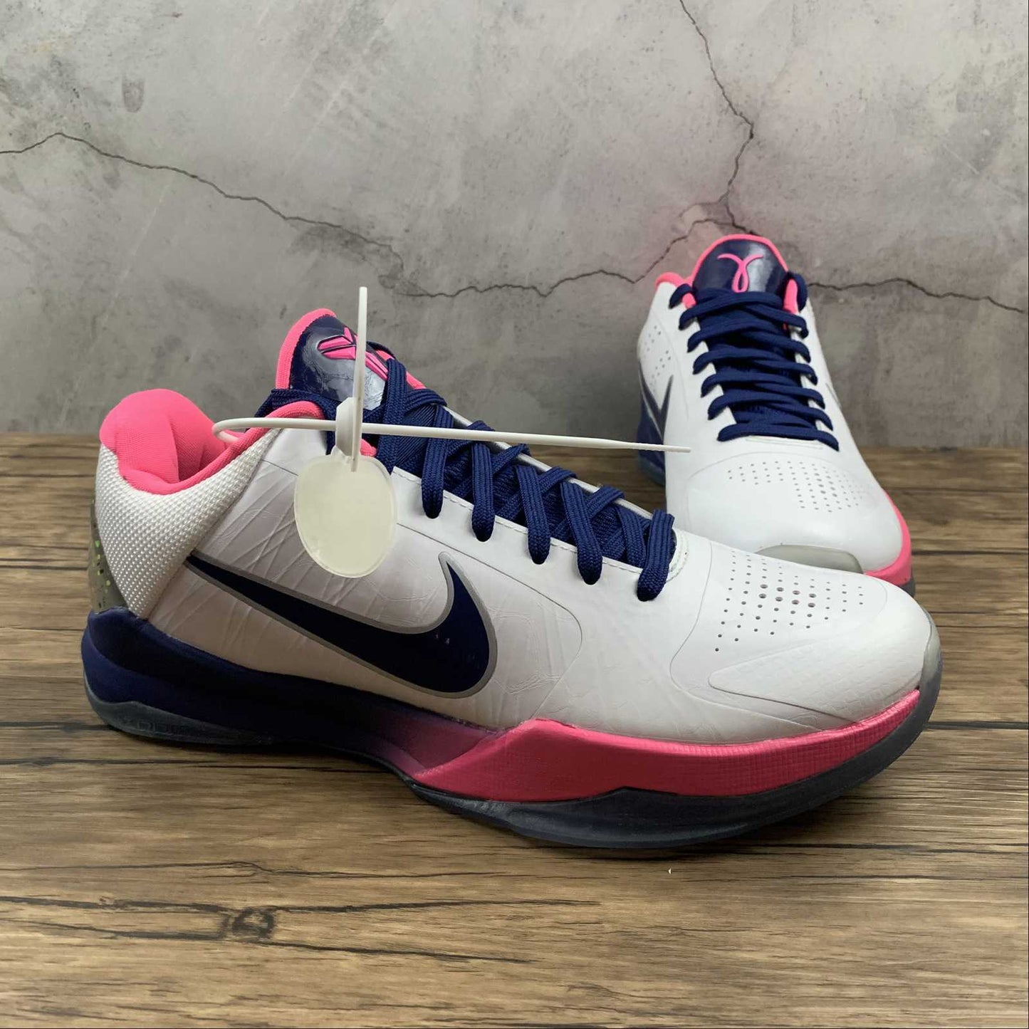 Kobe PROTRO CW2210-100