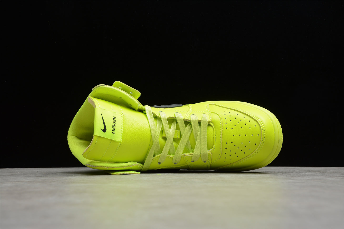 AMBUSH x Nike Dunk High “Flash Lime” – CU7544-300