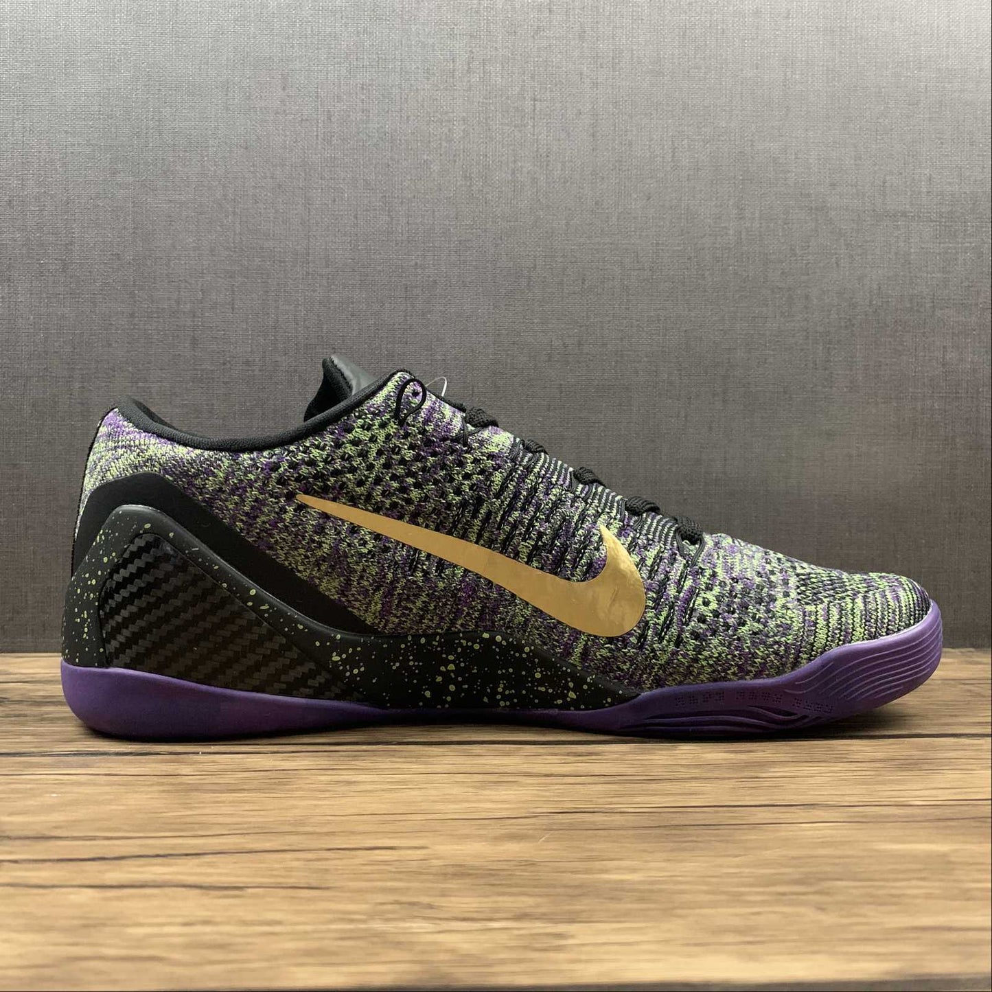 Kobe PROTRO 677992-998