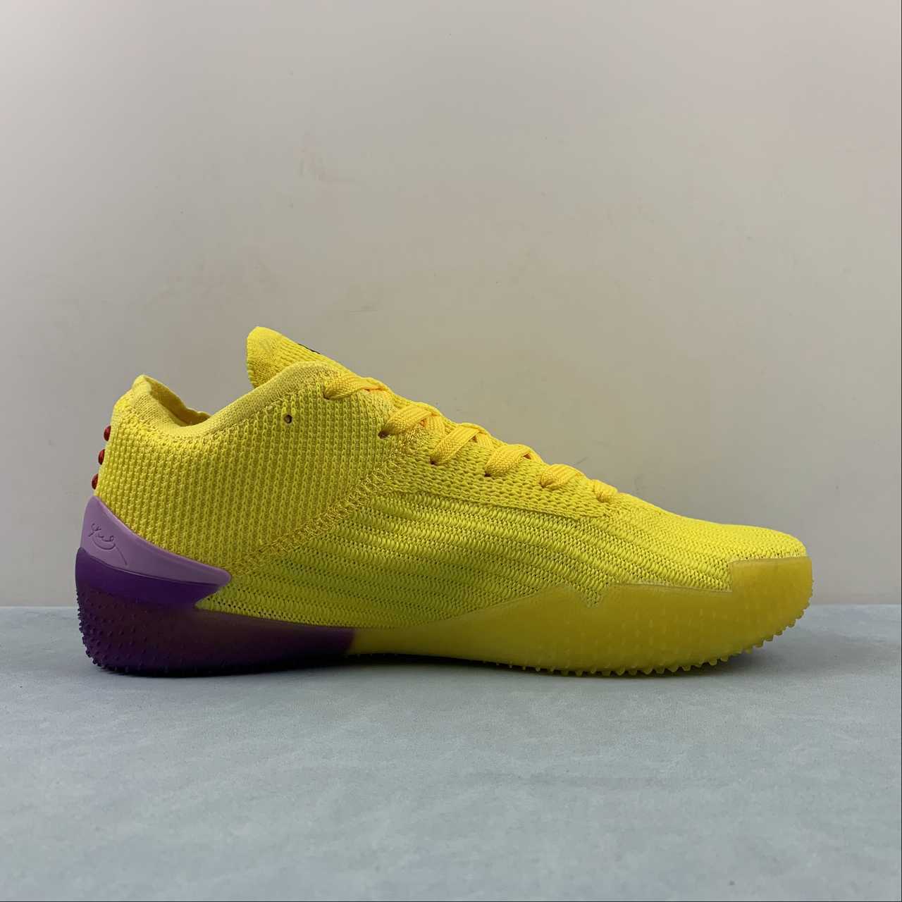 Nike Kobe AQ1087
