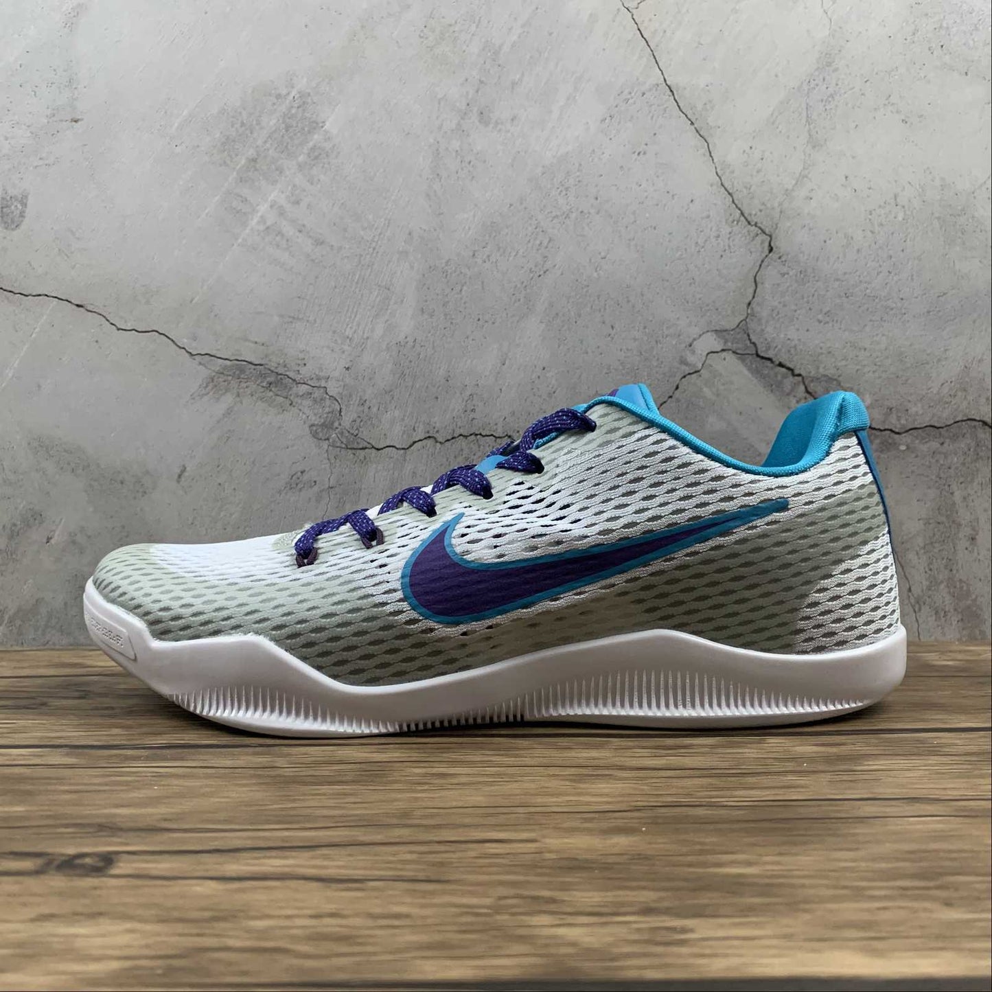 Kobe PROTRO 836184-154