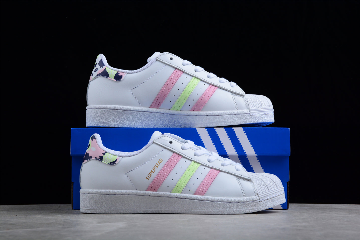 Adidas Superstar