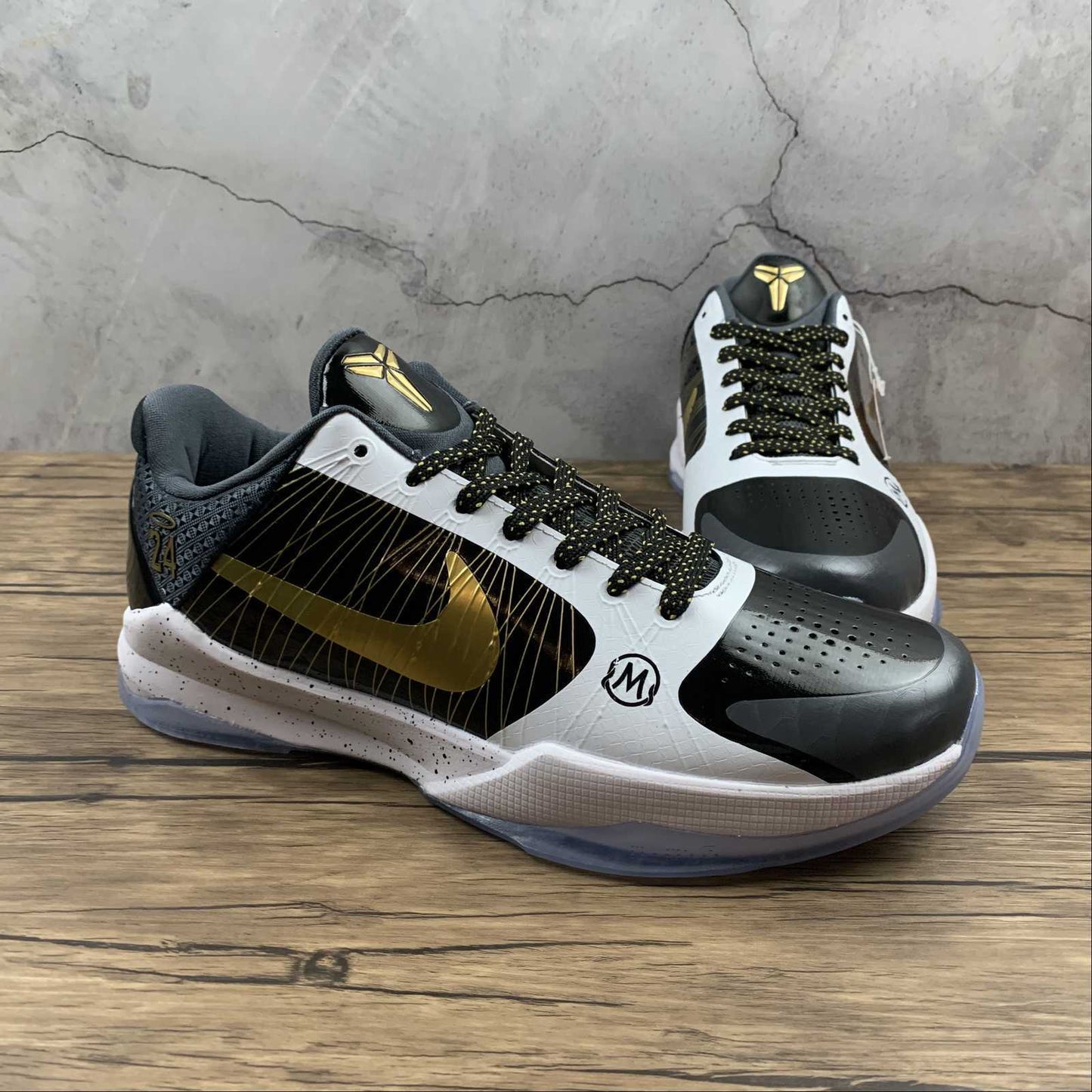 Kobe PROTRO CD0824-127