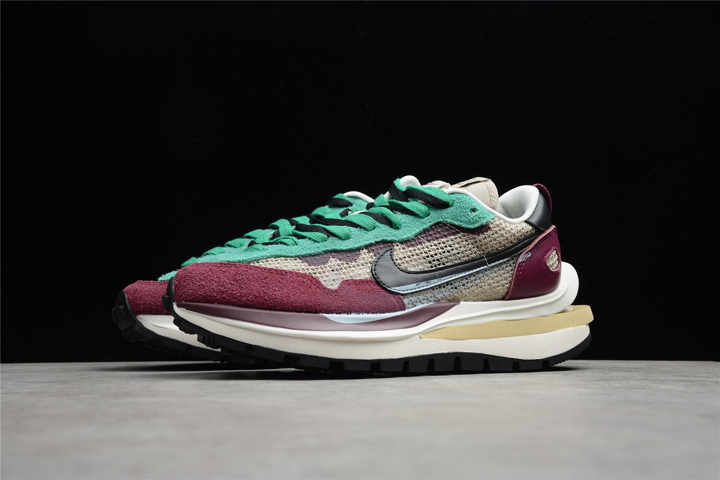 R26 SACAI BV0073-102