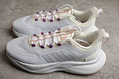 adidas AlphaBounce + HP6150