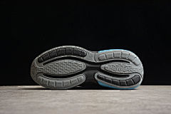 adidas AlphaBounce + HP6140