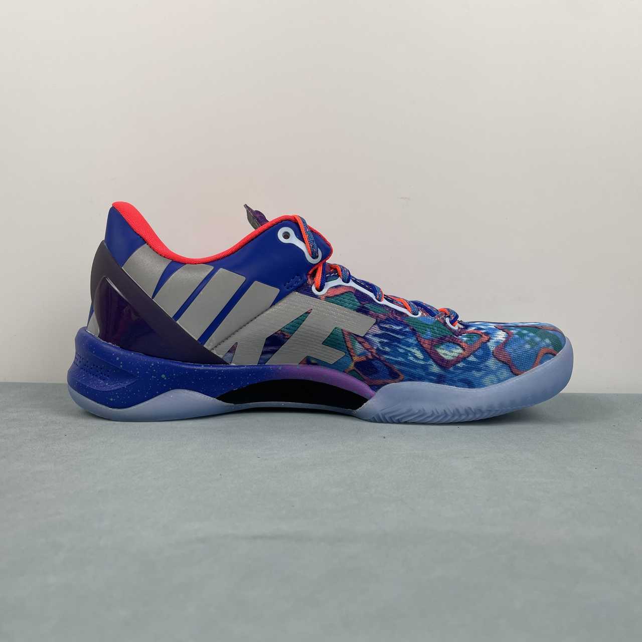 Nike Kobe VIII HM9621-900